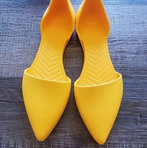 Native Shoes Audrey Yellow size 8
